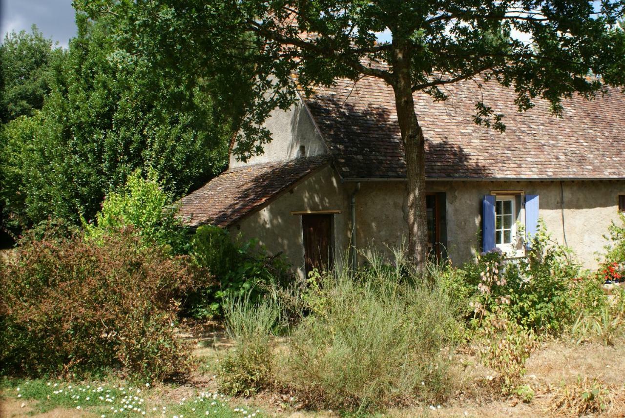 La Chaine Saint-Jean-du-Bois Exteriör bild